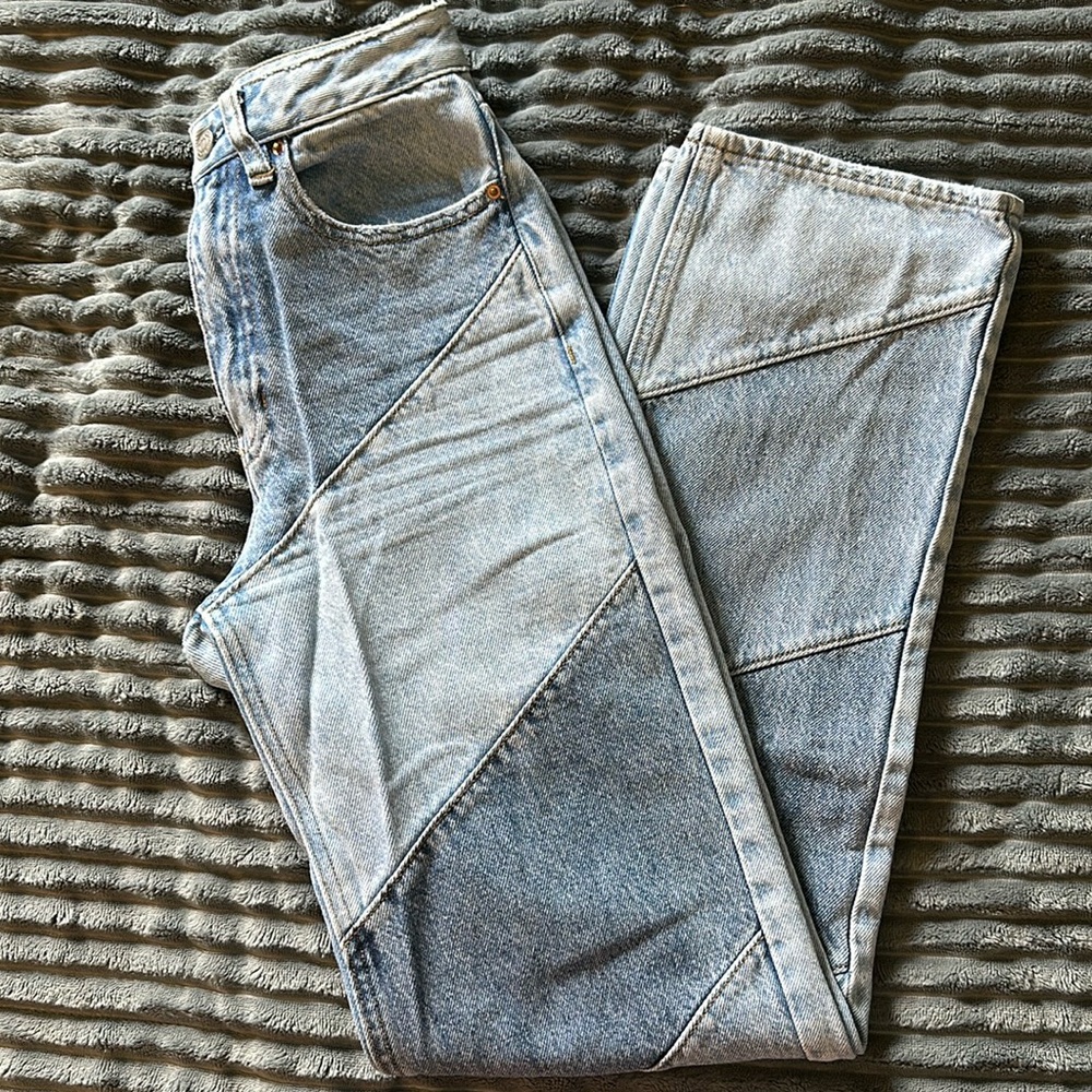 Pacsun 90’s Boyfriend Jean
Size 23